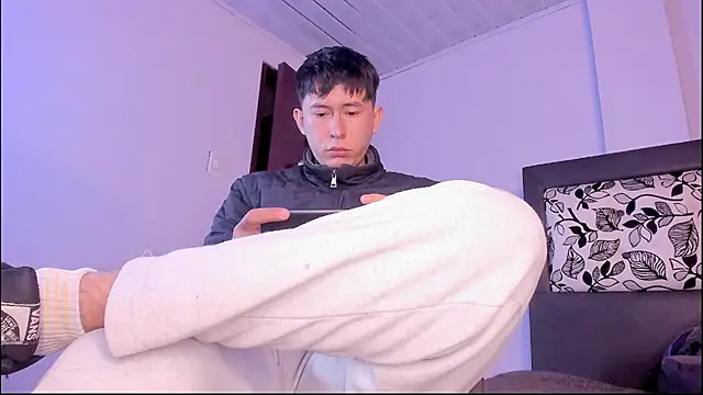 Snapshot of setsuna10 chatting on November 29, 2025, 2:47 am setsuna10 online show from November 29, 2025, 2:47 am