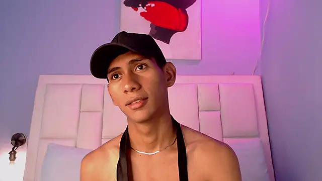 Nick Collins18 online show from January 8, 2026, 8:22 pm