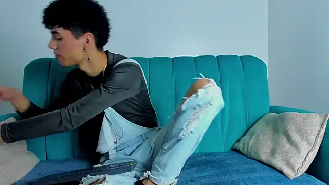 NeoRaptis online show from February 5, 2025, 8:04 pm