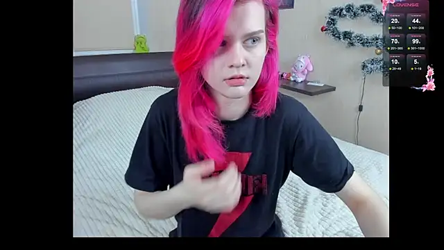 JulieTaylors online show from March 24, 2026, 10:15 pm