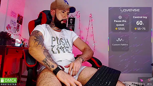 Snapshot of Diilanhott chatting on March 14, 2026, 10:59 pm Diilanhott online show from March 14, 2026, 10:59 pm