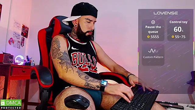 Snapshot of Diilanhott chatting on March 26, 2026, 11:21 pm Diilanhott online show from March 26, 2026, 11:21 pm