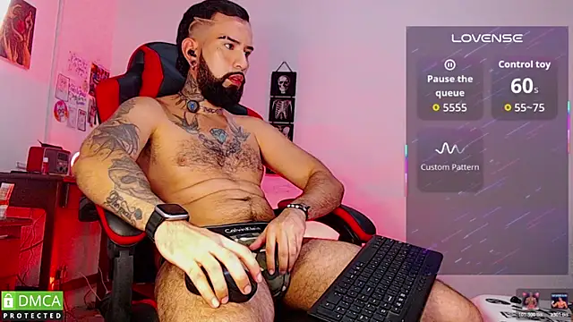 Snapshot of Diilanhott chatting on April 8, 2026, 11:16 pm Diilanhott online show from April 8, 2026, 11:16 pm