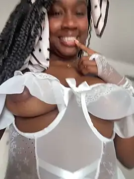 Snapshot of EscorpiLeoncita chatting on May 30, 2026, 8:33 am EscorpiLeoncita online show from May 30, 2026, 8:33 am