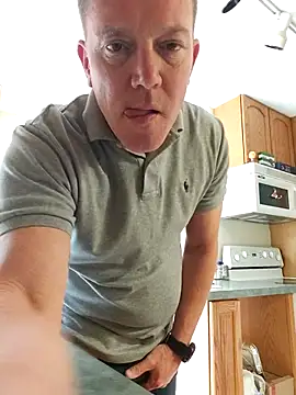 Bigtater1999 online show from March 15, 2026, 5:52 pm