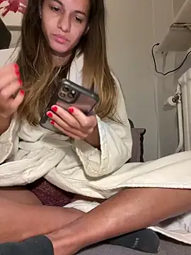 Snapshot of Gaby_pinheirO chatting on January 11, 2025, 6:54 pm Gaby pinheirO online show from January 11, 2025, 6:54 pm