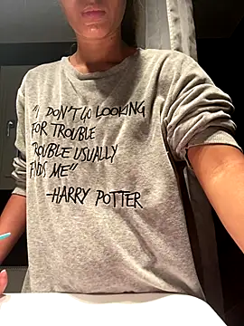 Snapshot of Gaby_pinheirO chatting on October 12, 2025, 9:30 am Gaby pinheirO online show from October 12, 2025, 9:30 am