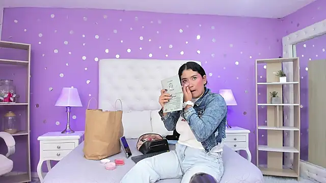 Snapshot of scarlette_15_ chatting on November 20, 2025, 3:07 am scarlette 15 online show from November 20, 2025, 3:07 am