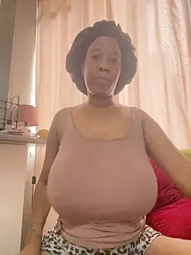 Snapshot of Wettitiesxxx chatting on April 13, 2026, 6:30 am Wettitiesxxx online show from April 13, 2026, 6:30 am