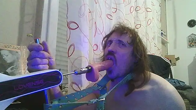 Snapshot of cyril020202 chatting on December 5, 2025, 12:14 pm cyril020202 online show from December 5, 2025, 12:14 pm