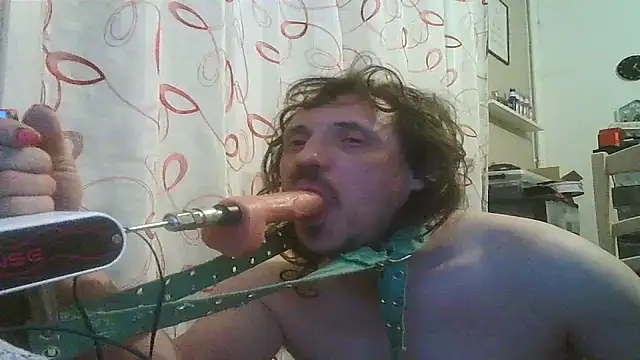 Snapshot of cyril020202 chatting on March 11, 2026, 2:39 am cyril020202 online show from March 11, 2026, 2:39 am