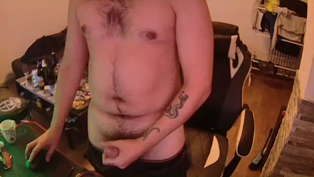 Snapshot of bananahot31 chatting on December 6, 2024, 6:48 am bananahot31 online show from December 6, 2024, 6:48 am