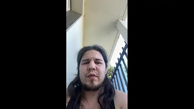 bananahot31 online show from April 15, 2026, 1:40 pm