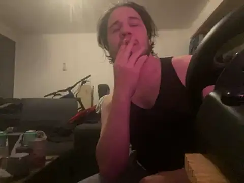 bananahot31 online show from April 18, 2026, 10:43 pm