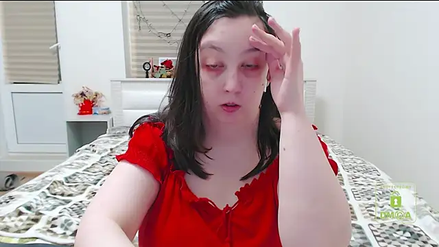 cute and hot online show from January 12, 2025, 3:25 pm