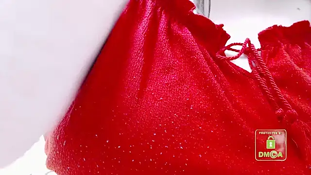 cute and hot online show from February 16, 2025, 9:37 am