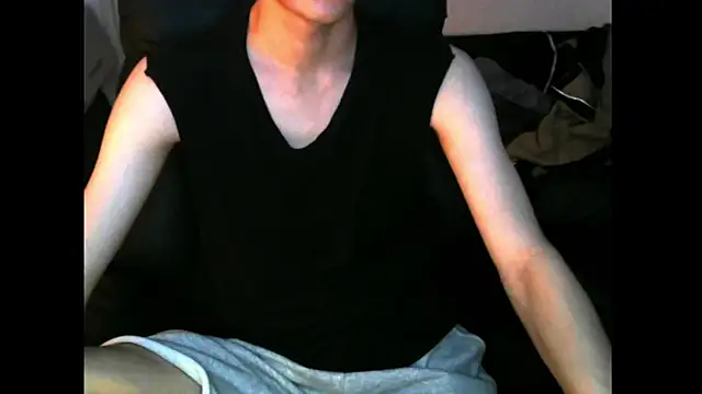 Ray175oo online show from November 17, 2025, 5:30 pm