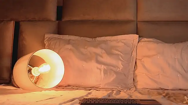 Snapshot of angelinepossy chatting on November 3, 2025, 6:09 pm angelinepossy online show from November 3, 2025, 6:09 pm