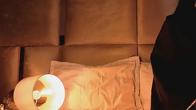 Snapshot of angelinepossy chatting on November 5, 2025, 9:26 pm angelinepossy online show from November 5, 2025, 9:26 pm