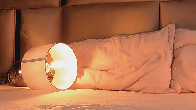 Snapshot of angelinepossy chatting on November 21, 2025, 9:46 pm angelinepossy online show from November 21, 2025, 9:46 pm