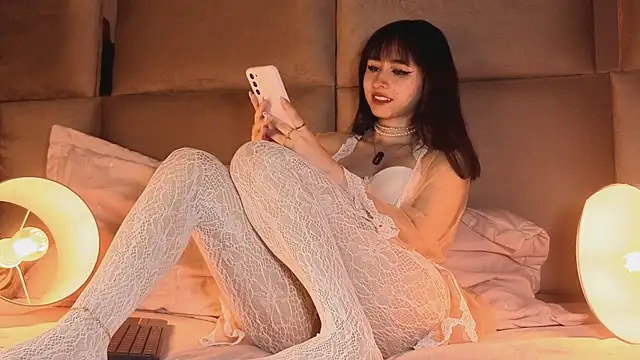 Snapshot of angelinepossy chatting on November 25, 2025, 9:48 pm angelinepossy online show from November 25, 2025, 9:48 pm