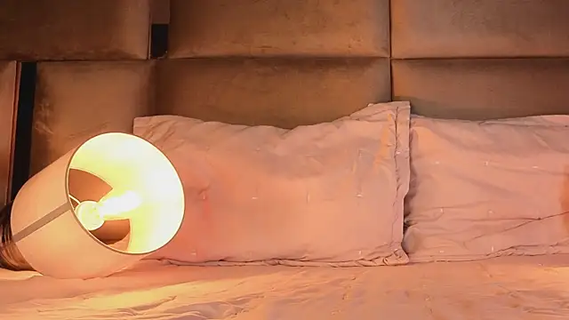 Snapshot of angelinepossy chatting on November 29, 2025, 10:02 pm angelinepossy online show from November 29, 2025, 10:02 pm