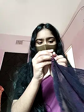 Snapshot of Arisha- chatting on November 2, 2025, 9:11 am Arisha- online show from November 2, 2025, 9:11 am