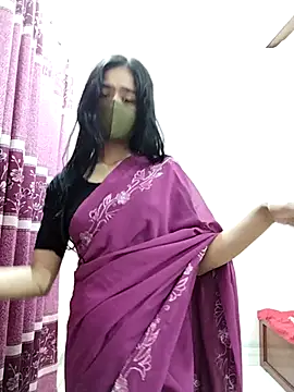 Snapshot of Arisha- chatting on November 25, 2025, 1:00 pm Arisha- online show from November 25, 2025, 1:00 pm