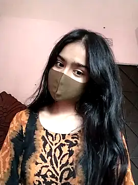 Snapshot of Arisha- chatting on December 4, 2025, 9:51 am Arisha- online show from December 4, 2025, 9:51 am