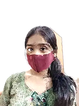 Snapshot of Arisha- chatting on February 6, 2026, 8:01 pm Arisha- online show from February 6, 2026, 8:01 pm