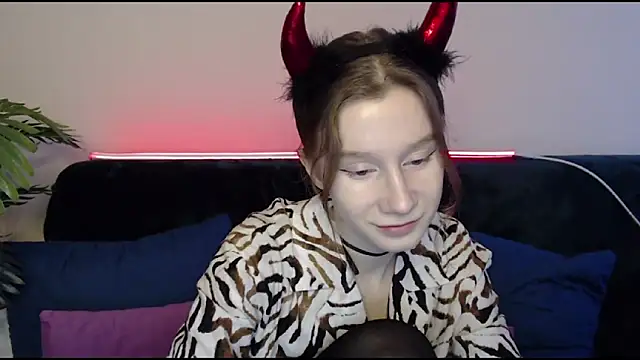 EnigmaSee online show from December 26, 2024, 8:18 am