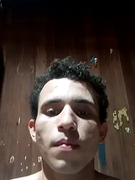 Snapshot of jhonmenas14 chatting on November 8, 2025, 5:01 pm jhonmenas14 online show from November 8, 2025, 5:01 pm