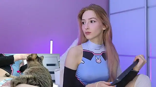 MichaDenver online show from January 30, 2025, 1:10 pm