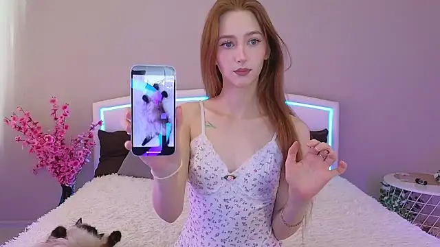 MichaDenver online show from October 8, 2025, 11:08 am