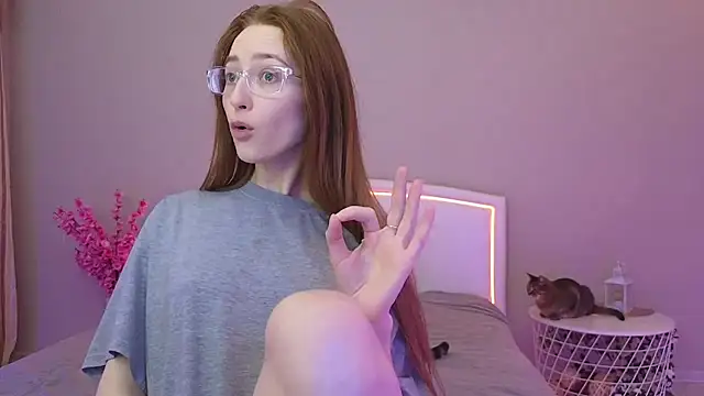 MichaDenver online show from November 17, 2025, 7:30 pm