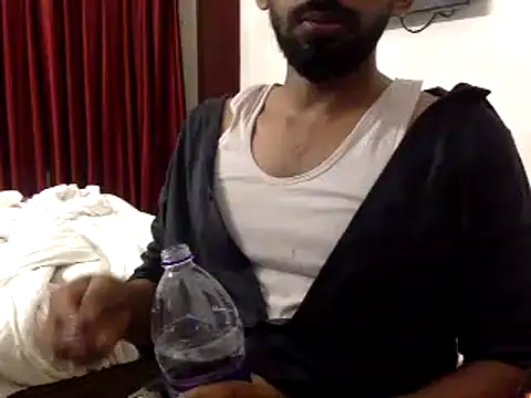 Snapshot of ASIF_F chatting on January 22, 2025, 1:53 pm ASIF F online show from January 22, 2025, 1:53 pm