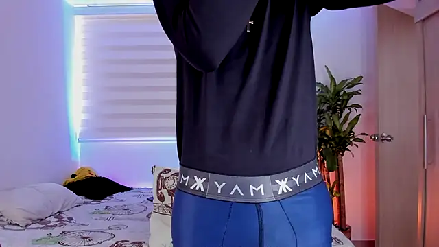 aldrinwhite online show from October 23, 2025, 4:50 pm