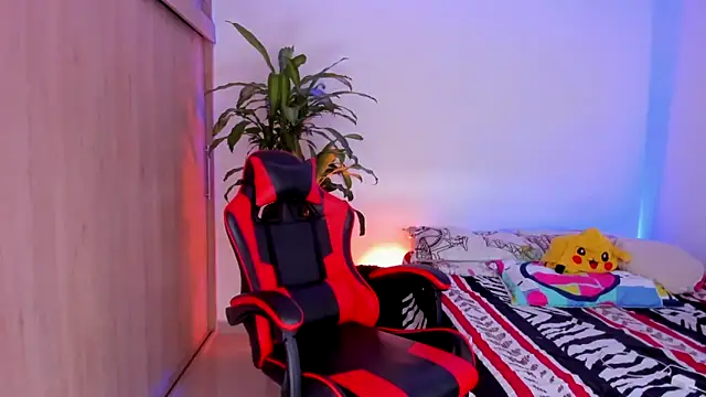 aldrinwhite online show from March 31, 2026, 8:31 pm