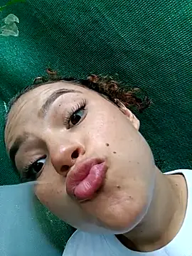 Snapshot of Mommy-Hot chatting on February 22, 2025, 7:36 pm Mommy-Hot online show from February 22, 2025, 7:36 pm