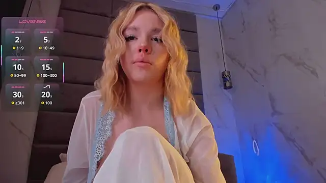 Anna Robinson online show from November 7, 2025, 1:27 am