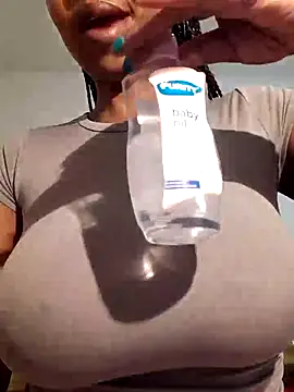 realsquirter online show from September 26, 2025, 8:07 am