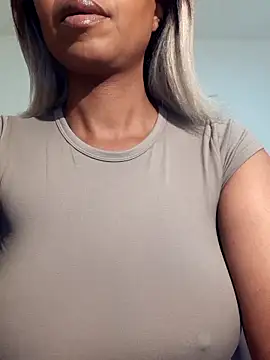 realsquirter online show from February 14, 2026, 9:39 am