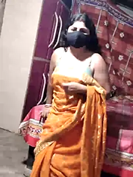 Snapshot of Mourani24 chatting on March 8, 2026, 7:50 pm Mourani24 online show from March 8, 2026, 7:50 pm