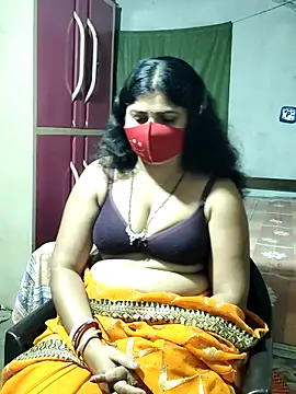 Snapshot of Mourani24 chatting on March 22, 2026, 6:55 pm Mourani24 online show from March 22, 2026, 6:55 pm