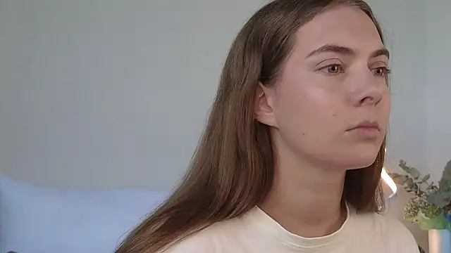 chloi hes online show from May 31, 2026, 11:06 am