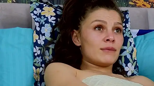 MadameDeFeu online show from January 15, 2025, 11:00 am