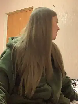 Snapshot of My_Asiya chatting on March 13, 2025, 1:43 am My Asiya online show from March 13, 2025, 1:43 am