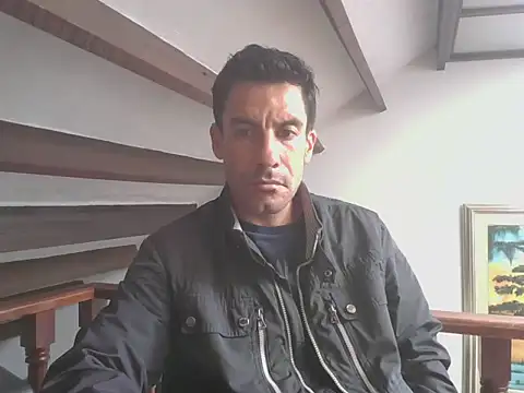 Snapshot of elkike1980 chatting on April 30, 2026, 2:12 pm elkike1980 online show from April 30, 2026, 2:12 pm