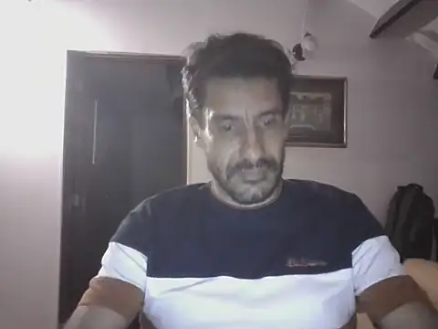 Snapshot of elkike1980 chatting on May 16, 2026, 1:13 am elkike1980 online show from May 16, 2026, 1:13 am