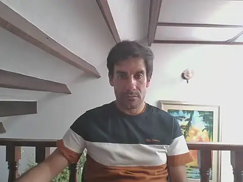 elkike1980 online show from July 16, 2026, 7:31 pm